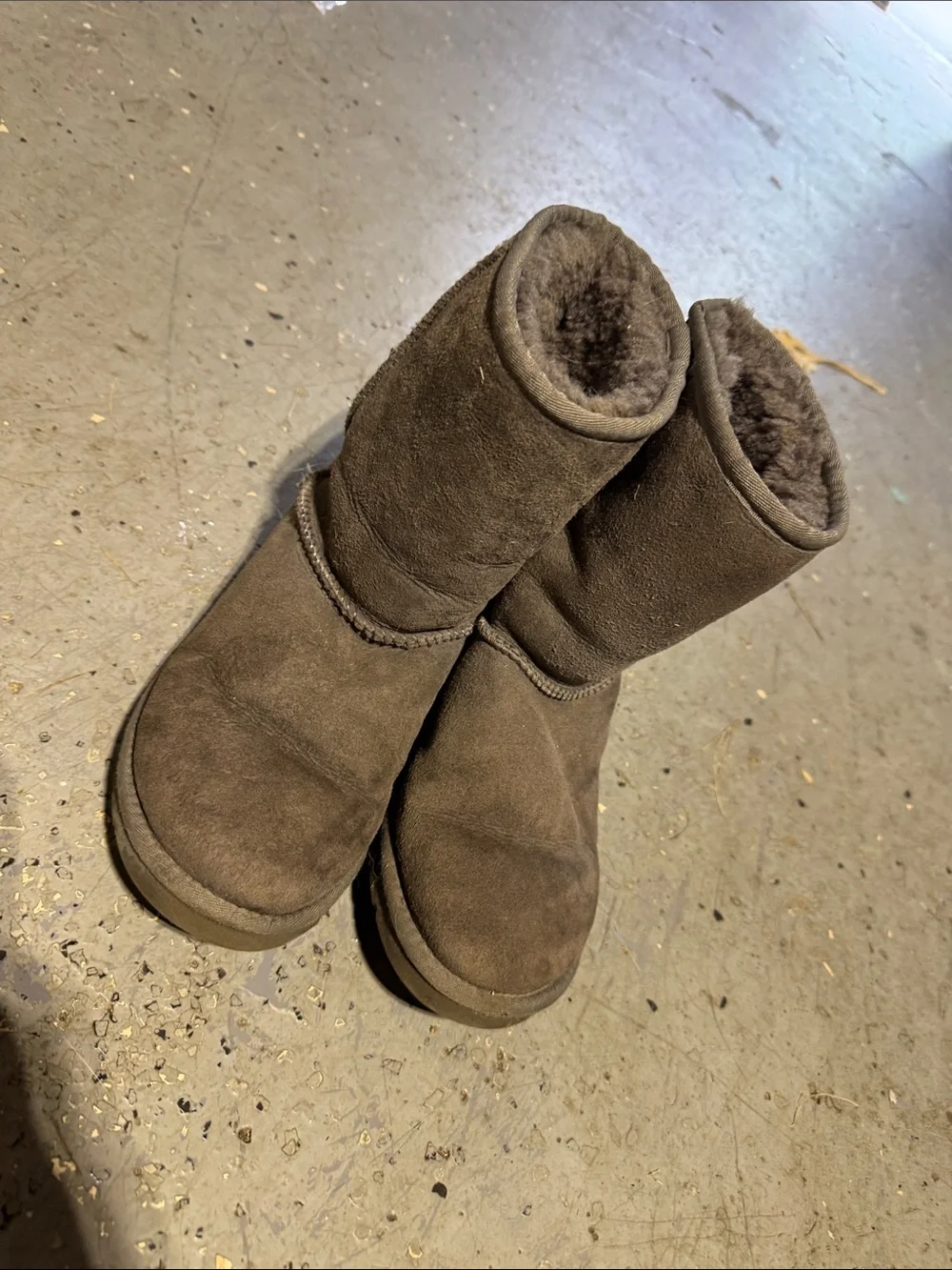 UGG Kids Chestnut Shearling-Lined Booties